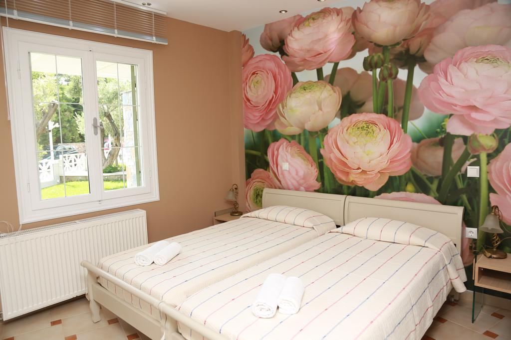 Aparthotel Sea Sun Plomari Pokoj fotografie